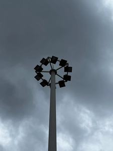 Iluminación de mástil alto <span class=keywords><strong>solar</strong></span> brillante Lámpara de calle <span class=keywords><strong>LED</strong></span> lámpara de sodio de alta presión 20M-40m IP68 a prueba de agua - Product Image 4