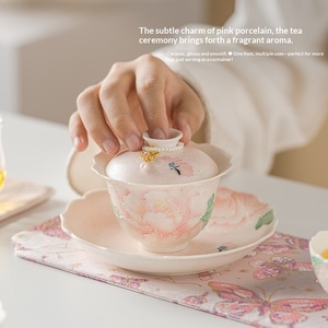 Service à thé en porcelaine blanche peinte à la main avec motif pivoine, coffret cadeau pour anniversaire de petite amie - Product Image 3