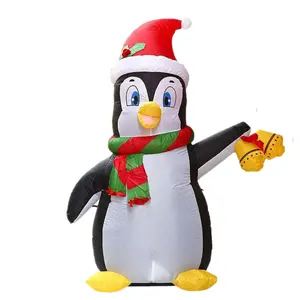 Pinguim inflável, chocalhos, decoração ao ar livre