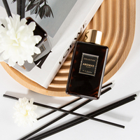 Cadeaux de luxe ensemble d'aromathérapie suspendu diffuseur d'huile parfumée avec des bâtons de roseau pour la décoration de bureau à domicile