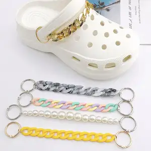 New Fashion Jewelry Pearl Diamond clog Charms shoes Sandals Accessories Shiny Garden Shoe Flower Buckle Shoe Charms Decorate