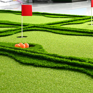 Tapis de golf d'intérieur personnalisé avec bordure surélevée et design antidérapant pour l'entraînement à la mini-jeu de golf de neuf trous - Product Image 4