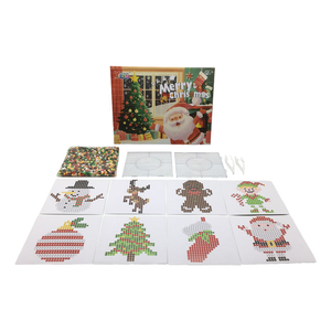 Bon prix, perles à enfiler de 5 mm, <span class=keywords><strong>jeu</strong></span> de puzzle, thème de Noël, tableau à chevilles, perles Perler, fabrication artisanale, perles colorées pour enfants - Product Image 2