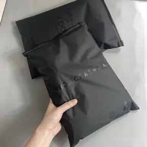 Commercio all'ingrosso di imballaggio di spessore logo stampato autosigillante nero camicia di abbigliamento chiusura lampo trasparente in plastica autosigillante