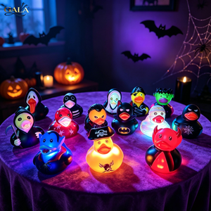 Pato LED con Luces Temático de Halloween, Juguete de Vinilo para Niños, Brillante, para Bañarse, Jugar en el Agua, Apretar y Sonreír, Muñeco Creativo - Product Image 1