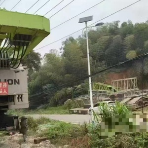 China Made Zoomlion zcc1800 180t Crawler Crane Used Condition year 2019 - Product Image 4