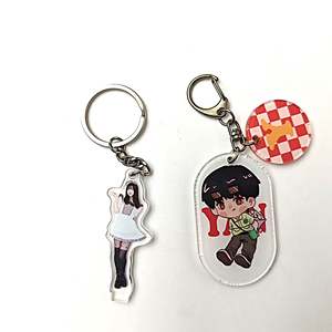 Portachiavi in acrilico personalizzato con charm, stampa olografica a stella arcobaleno in resina epossidica - Product Image 1