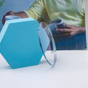 Venta al por mayor visión única bloque azul 1,67 transición fotocromática Photogrey CR 39 lente óptica antirreflectante HMC HC luz EMI - Product Image 6