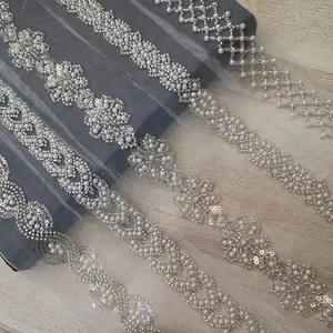 婚礼装饰，象牙珍珠串珠装饰，新娘腰带蕾丝供应