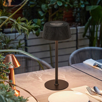 Lampe de table LED sans fil au design moderne, commande tactile, rechargeable, veilleuse de bureau pour usage intérieur et hôtels