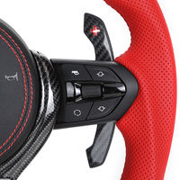 Volant en cuir perforé rouge personnalisé avec grip en fibre de carbone pour BMW F82 F85 E70 E90 E91 E92