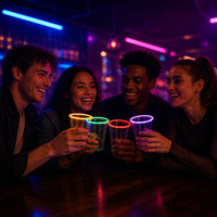 Gobelets lumineux pour fête, gobelets qui brillent dans le noir, 16 oz, en plastique, pour beer pong, bar, Halloween, Noël, fournitures de fête en plein air, personnalisables