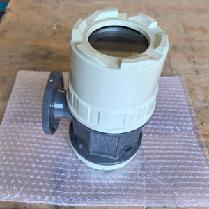 BP103-2 アルミニウム防爆電磁流量計ハウジングエンクロージャ IP65 精度 +/-0.5% 流量 0.1-15m/s - Product Image 1