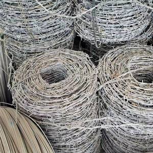 Fábrica Vende Todo Tipo de Alambre de Púas Galvanizado en Caliente de Alta Resistencia a la Corrosión - Product Image 5