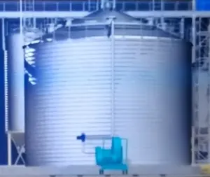 Manufacturers grain silo with sweeper