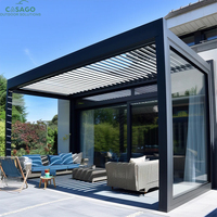 Pergola à lames orientables en aluminium pour hôtels et villas, structure d'ombrage élégante et imperméable avec design personnalisé