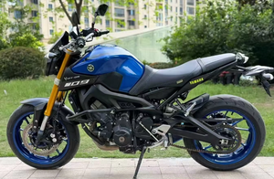 Moto de route Yamaha MT-09 haute performance à refroidissement triple EFI, économique en carburant, pour la ville, avec moteur haute performance MT09 - Product Image 1