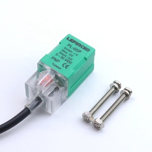 PL-05P <span class=keywords><strong>Proximity</strong></span> cảm biến 10 -- 30 VDC Đỏ bừng PNP IP67 <span class=keywords><strong>Proximity</strong></span> cảm biến <span class=keywords><strong>Proximity</strong></span> chuyển CE - Product Image 1