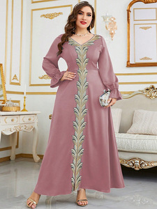 Khiêm tốn Muslim Maxi Dress loe tay áo vàng màu xanh lá cây thêu thoải mái mặc hàng ngày - Product Image 6