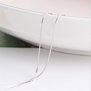 Collar de <span class=keywords><strong>Cadena</strong></span> de Serpiente Minimalista de 1.2mm de Gran Venta Bañado en <span class=keywords><strong>Plata</strong></span> y Cobre Gargantilla de Mariposa <span class=keywords><strong>Cadena</strong></span> Sencilla de Moda para Hombres y Mujeres - Product Image 3