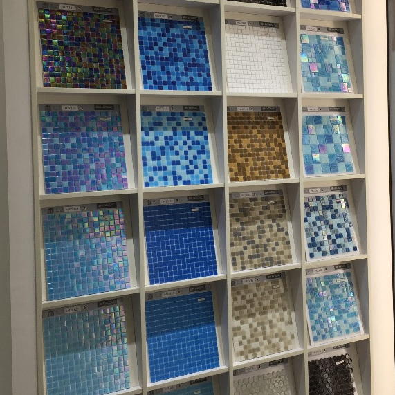 High Quality Modern Design Hot-Melting Glass Mosaic Square Ceramic Stone Tiles for Bathroom Swimming Pool Metal Floor Design