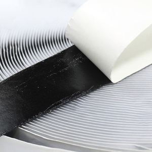 Rouleaux auto-adhésifs en fibres de nylon et polyester de haute qualité, écologiques, résistants à la chaleur, surfaces rugueuses à crochets pour accessoires vestimentaires - Product Image 1