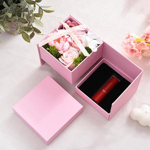 Scatola Regalo Rotante con Rosa per Decorazioni Matrimoniali e San Valentino, Fiore Artificiale Eterno Creativo, Set Regalo per la Festa della Mamma - Product Image 5