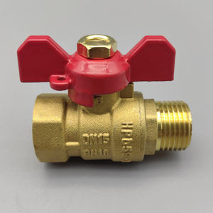 Robinet à bille manuel en laiton avec poignée papillon et bille en fonte, raccord BSP, personnalisable OEM pour systèmes de contrôle de l'eau - Product Image 1