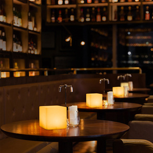 10 cm/3.9-inch mát sáng <span class=keywords><strong>Led</strong></span> <span class=keywords><strong>Cube</strong></span> ánh sáng sử dụng như ánh sáng ban đêm bảng ánh sáng trang trí 3D <span class=keywords><strong>LED</strong></span> <span class=keywords><strong>Cube</strong></span> đồ nội thất <span class=keywords><strong>Led</strong></span> <span class=keywords><strong>Cube</strong></span> để bán - Product Image 1