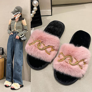 Nouvelle tendance : Pantoufles TPR, pantoufles d'intérieur, pantoufles en peluche, pantoufles plates, pantoufles tendance, pantoufles d'extérieur de haute qualité - Product Image 2