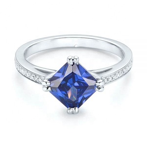 Bijoux en argent saphir bleu Bague fine en argent sterling 925 avec saphir bleu taillé en princesse - Product Image 4