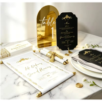 Invitation de mariage minimaliste avec fleurs en relief, impression personnalisée de luxe avec estampage à chaud doré, carte d'invitation de mariage