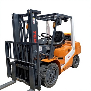 Montacargas TCM FD30 Usado a Bajo Precio, 3 Toneladas, 2 Mástiles, 3m de Altura, con Buen Rendimiento, en Oferta - Product Image 1