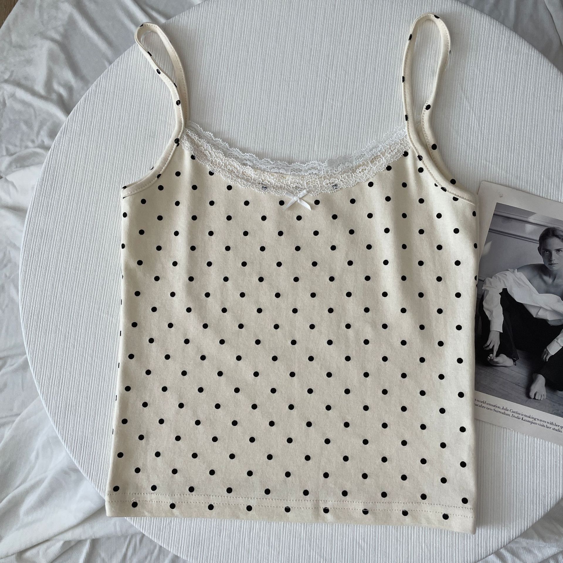 black dots