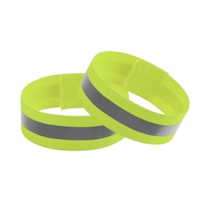 Bandes réfléchissantes de sécurité, brassard lumineux pour la course nocturne, la marche, le vélo, la course à pied - Product Image 1