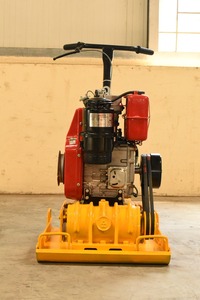 Apisonadora de Tierra de 5 Toneladas de Capacidad con Motor Diésel - Product Image 2