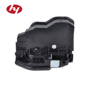 Motor de bloqueo de puerta delantera izquierda 51217202143 con cable para BMW Serie <span class=keywords><strong>E</strong></span> - Product Image 2