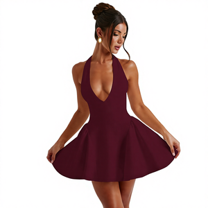 Robes d'été sexy en gros - Mini-robe pour femme à col halter, taille empire, décolleté en V profond et ornée de perles - Product Image 4