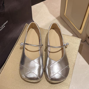 <span class=keywords><strong>Chaussures</strong></span> décontractées pour femmes, tendance, style rétro français à bout rond, beige, argent, marron, design ergonomique, qualité garantie - Product Image 1