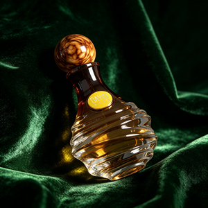 Flacons en verre pour huile de parfum féminine au design unique, 50 ml, 100 ml, étiquette privée, boîte cadeau à fermeture magnétique, <span class=keywords><strong>atomiseur</strong></span> de parfum haut de gamme - Product Image 3