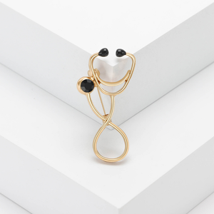 Брошь в виде доктора стетоскопа - Product Image 3