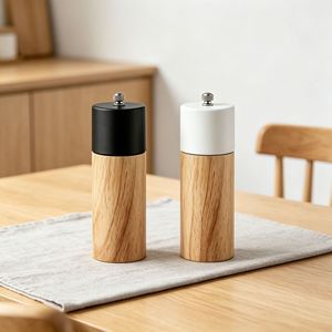 เครื่องบดเกลือและพริกไทยทรงกระบอกไม้บีชพร้อมฝาปิดสแตนเลสสำหรับครัว - Product Image 1