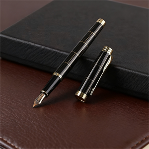 Stylo en métal d'affaires haut de gamme de luxe avec logo diamètre d'écriture 0.5mm stylo personnalisé stylo de calligraphie pour hommes pour cadeaux d'entreprise - Product Image 1