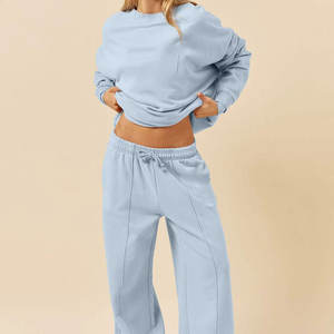 Set da Donna <span class=keywords><strong>con</strong></span> <span class=keywords><strong>Felpa</strong></span> Oversize Azzurra e Pantaloni Larghi, Tuta Casual in Morbido Cotone, Abbigliamento Comodo e Alla Moda - Product Image 1