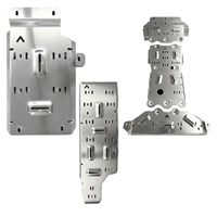 Plaque de protection de châssis en alliage d'aluminium naturel OEM sur mesure, compatible avec les trous de 8 mm/5 mm, pour la protection du réservoir de carburant des véhicules électriques JMC Da Dao