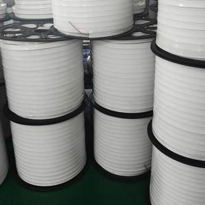 ไฟเส้น LED แบบยืดหยุ่นสำหรับตกแต่งเทศกาลคริสต์มาสสีสันสดใสกันน้ำ - Product Image 1