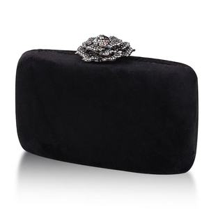 2026 Autumn Fashion Vintage Velvet Clutch Evening Bag Ladies Banquet Rhinestone Metal Flower Party Purse Wholesale <b>Square</b> Chains - Product Image 4