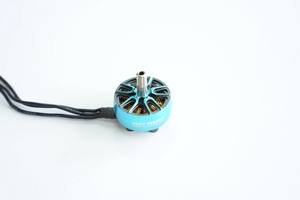 극단적 인 <span class=keywords><strong>RC</strong></span> 뜨거운 판매 고효율 V1-2207 1950KV/2085KV 브러시리스 모터 2-6S 30000 <span class=keywords><strong>RPM</strong></span> 50W 5 인치 <span class=keywords><strong>RC</strong></span> FPV 레이싱 드론 - Product Image 5