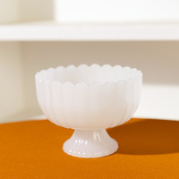 Élégante coupelle à dessert en verre en forme de fleur avec pied, bordure en pétales, pour crème glacée, yaourt, nid d'oiseau, thé de l'après-midi, fête