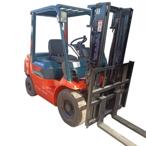 Chariot élévateur diesel Toyota d'occasion en bon état, modèle Fd20, 2 tonnes, avec équipement pour inspection par rapport et vidéo - Product Image 1